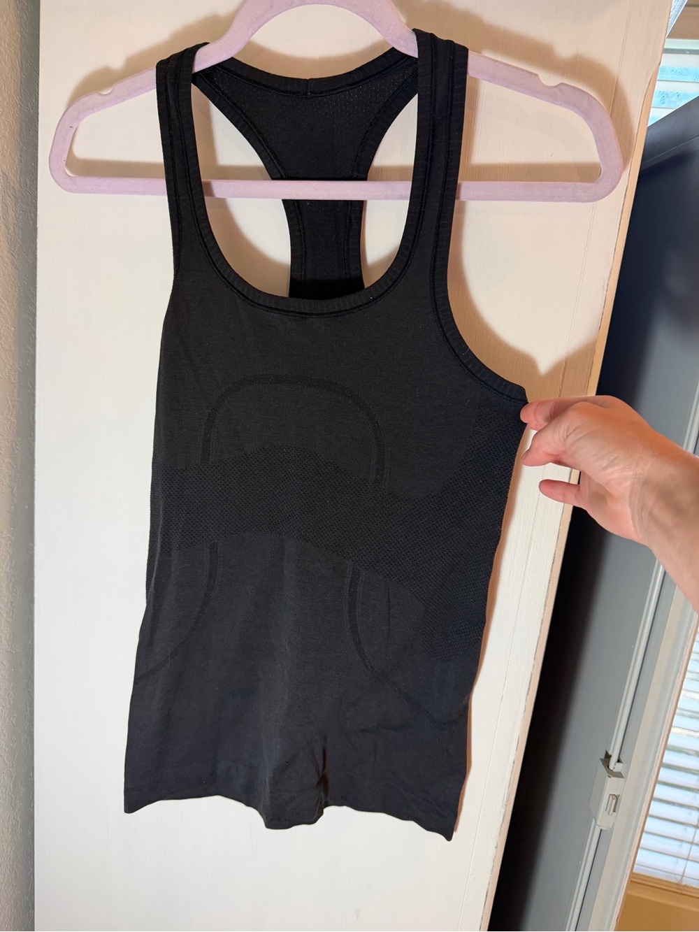 Lululemon Swiftly Tech Racerback Tank Top - size 4!